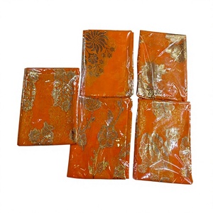 Châle en mousseline orange à imprimé floral métallisé, hijab pour femmes musulmanes, écharpe ethnique traditionnelle, usage décontracté toutes saisons, décoratif - Product Image 1