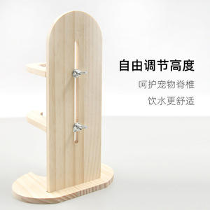Soporte para botella de agua de madera maciza, altura ajustable, para uso en escritorio de hámster, material de pino - Product Image 2
