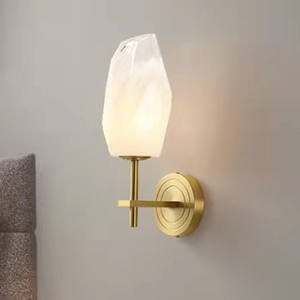 Gran oferta, luces de pared de lujo de alta calidad, lámpara de pared de cristal LED para dormitorio de hotel moderno para interiores - Product Image 1