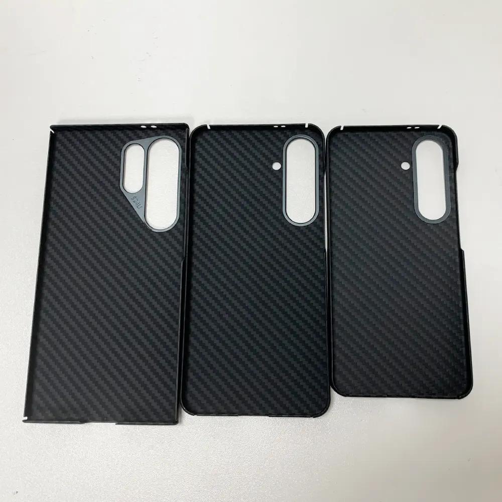 Casing ponsel serat aramid hitam tahan aus modis untuk Samsung galaxy s22 s23 s24 dengan logo kustom