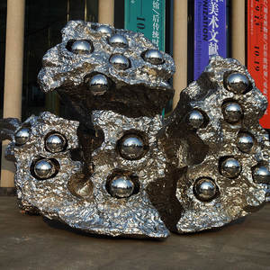 Escultura Moderna de Acero Inoxidable para Exteriores, Personalizable, Arte Abstracto - Product Image 2