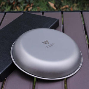 Plateau de pique-nique de style occidental portable rond en titane pur pour le camping en plein air - Product Image 3