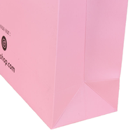 Bolsa de Papel Reciclable Rosa Intenso Personalizada con Asa de Cinta e Impresión Offset para Promoción en Supermercados