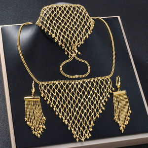 Ensemble de bijoux de mariage bohème de luxe en zircon plaqué or 14 carats avec pampilles, boucles d'oreilles, bague, collier et bracelet - Product Image 5