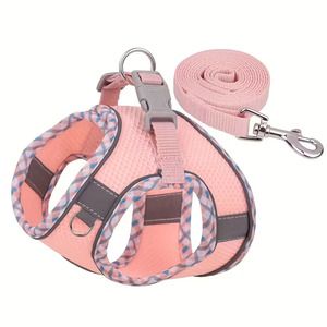 Arnés y Correa para Perro Tipo Chaleco, Reflectante, de Malla Suave, Arnés Antitirones para Perros Pequeños y Gatos - Product Image 4