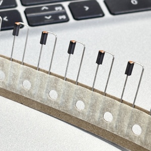 Ba thiết bị đầu cuối tụ gốm 10000pf tần số cao Bộ lọc tiếng ồn xuyên tâm loại linh kiện điện tử - Product Image 4