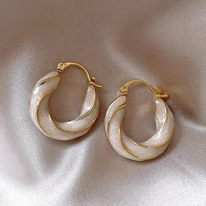 Pendientes de aro de mármol dorado para mujer, estilo minimalista, uso diario, joyería de piedra natural, pendientes finos chapados en oro - Product Image 4