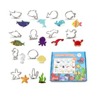 <span class=keywords><strong>Emporte</strong></span>-pièces en acier inoxydable en forme d'animaux marins 12 pièces outil de décoration de gâteau de cuisson vente en gros - Product Image 1