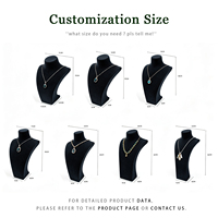 Présentoir de bijoux FORTE Classic Black, buste de mannequin en microfibre de luxe avec étiquette personnalisée