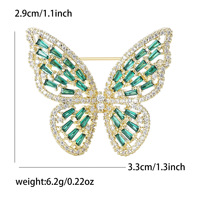 Broche en forme de papillon micro insérée en zircon cubique en laiton plaqué or de luxe pour bijoux pour dames