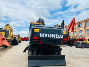 Excavadora de cadenas usada HYUNDAI 210 W-7 en excelente estado, motor diésel, bomba hidráulica, 21 toneladas, ¡VENTA CALIENTE!, fácil de mover - Product Image 2