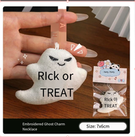 Porte-clés en peluche tendance pour Halloween : Chauve-souris volante, fantôme, citrouille, squelette, chapeau de sorcière – Pendentif de sac, décoration de fête, cadeau