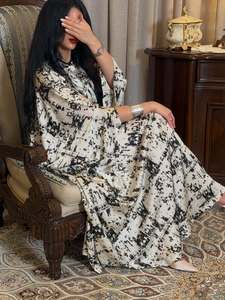 Vestido Abaya de Estilo Cerrado con Estampado Abstracto Moderno OEM, Vestido Largo con Abertura Lateral para Primavera/Verano en Europa, América y Oriente Medio - Product Image 6