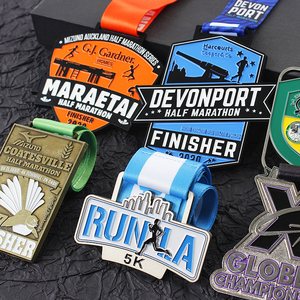 Médailles de sport personnalisées en métal or et argent pour marathon, course à pied 5K/10K, cyclisme, athlétisme - Product Image 4