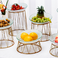 Présentoir de gâteau en or élégant pour les comptoirs de boulangerie de présentation de dessert Réceptions de mariage et thèmes de fête haut de gamme