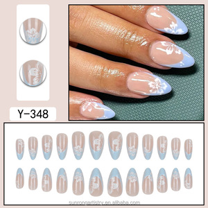 <span class=keywords><strong>Manucure</strong></span> française bleue en forme d'amande avec motif floral : Ongles artificiels amovibles d'aspect frais pour styles européens et américains - Product Image 4
