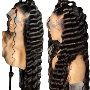 30英寸无胶高清蕾丝前假发，带时尚亮点13X6天然黑色人头马头发合成纤维宽松深波浪 - Product Image 1