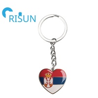 Usine serbe Belgrade voyage Souvenir porte-clés personnalisé métal doux émail dur serbie carte drapeau pendentif breloques porte-clés porte-clés