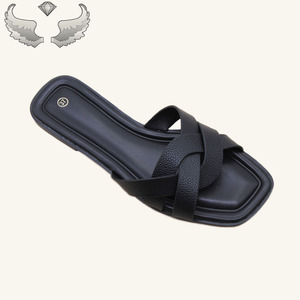 High-quality Fashionable Best-selling Casual Soft-soled Comfortable Breathable Women's Flat Sandals slippers Wholesale Sandals - Product Image 2