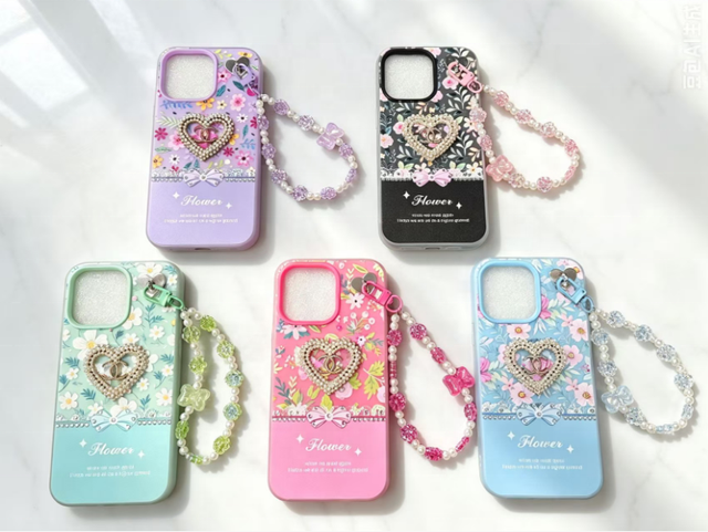 Heart PC Chain Phone Case for iPhone 18 17 16 15 14 13 12 11 Girly Back Cover for Samsung A17 A16 A15 A07 A06 A05 A14 A13 A05