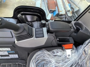 Utilisé pour l'excavatrice CAT 302CR Excellentes performances Poids de fonctionnement de 2 tonnes Noyau de roulement d'engrenage du moteur Prix bon marché à vendre - Product Image 4