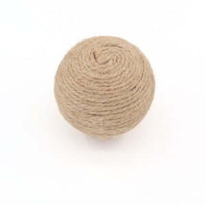 Bola Tali Rajut Tangan AROMA 6CM Ramah Lingkungan untuk Latihan Kucing Anjing Burung Beo Mainan Hewan Peliharaan Dekorasi Rumah Tahan Aus - Product Image 1