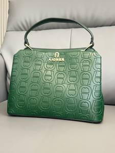 Bolso de Mano Estilo Retro Europeo y Americano 2025, Bolso de Hombro con Cadenas, Cierre de Cremallera, Correa Individual - Product Image 3