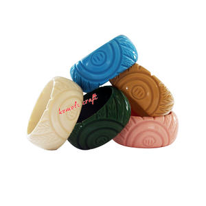 Pulsera translúcida de resina, joyería personalizada, amarilla - Product Image 5