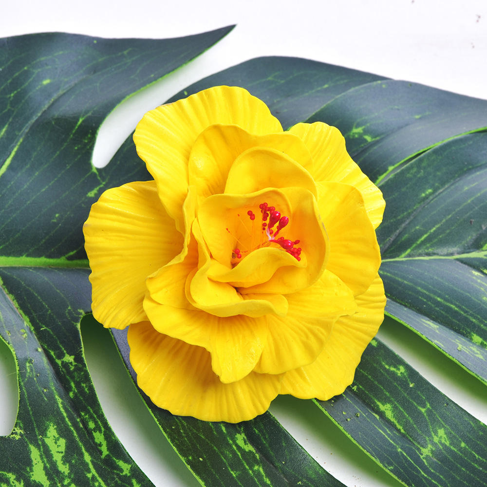 สีเหลือง