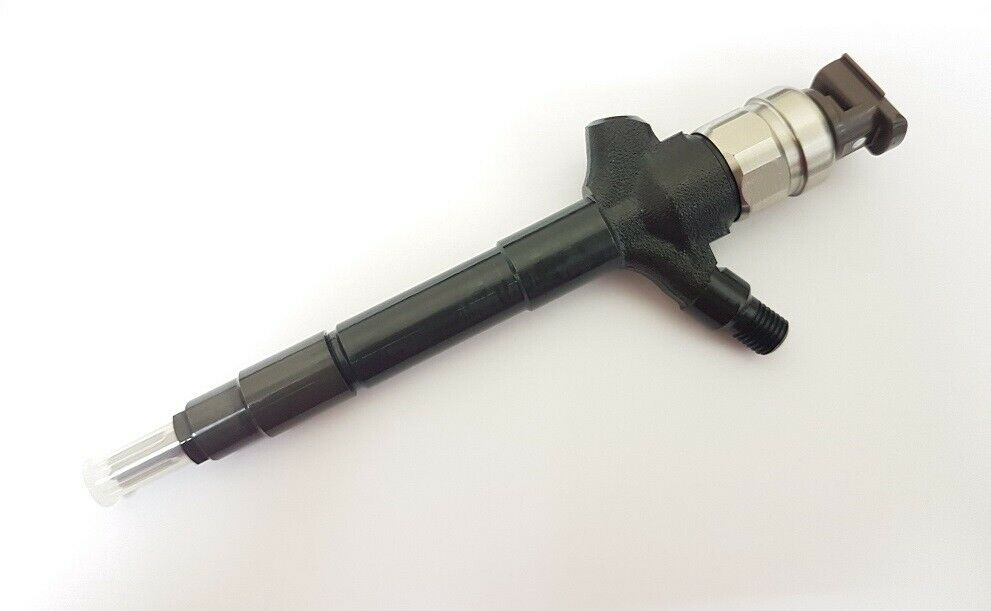 1465A307 Injector nozzle 1465A307 23670-0L030 095000-8110 for Mitsubishi Pajero 4M41 Common rail Injector 1465A307 23670-0L030