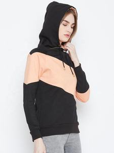 Sudadera con capucha bloqueada para mujer, de Color negro y melocotón, temporada Invierno - Product Image 4