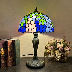 Lámpara de Techo LongHuiJing con Pantalla de Vidrio Estilo Europeo, Multicolor Mediterráneo, 12 Pulgadas, LED, Ajustable y Flexible - Product Image 1