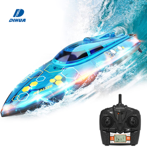 Bateau télécommandé 2,4 GHz haute vitesse avec couvercle transparent et effets LED, récupération à 180 degrés pour <span class=keywords><strong>piscine</strong></span> - Product Image 1