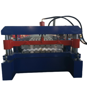 Petit pain de porte de volet de garage de Style australien formant la machine avec l'usine chinoise de contrôle de PLC de nouvelle condition pour la ferme de toit de machines - Product Image 1