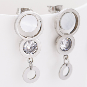 Boucles d'oreilles pendantes en cristal, or rose, rondes, en forme de goutte, serties de pierres, pour un usage quotidien - Product Image 5
