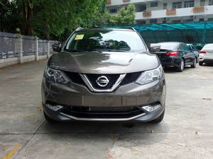 Auto Usado Premium: <span class=keywords><strong>Nissan</strong></span> <span class=keywords><strong>Qashqai</strong></span> 2017, SUV de 5 Puertas y 5 Asientos. En stock y a precios asequibles. - Product Image 1