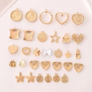 Colgante <span class=keywords><strong>de</strong></span> Aleación <span class=keywords><strong>de</strong></span> Zinc <span class=keywords><strong>de</strong></span> Lujo <span class=keywords><strong>para</strong></span> Collar DIY <span class=keywords><strong>de</strong></span> Mujer, Dije <span class=keywords><strong>de</strong></span> Corazón, Lazo, Botella <span class=keywords><strong>de</strong></span> <span class=keywords><strong>Perfume</strong></span>, Pulsera y Llavero, Accesorios <span class=keywords><strong>de</strong></span> Alta Gama - Product Image 3