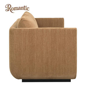 Sofá Moderno Tapizado en Tela con Brazos Redondeados, Cojines Profundos, Estructura de Madera Sólida, Muebles de Lujo para Sala de Estar - Product Image 5