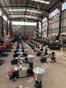 Máquina de pellets de madera con certificación CE versión diésel <span class=keywords><strong>para</strong></span> combustible de barbacoa: alto <span class=keywords><strong>valor</strong></span> calorífico, bajo contenido de cenizas <span class=keywords><strong>para</strong></span> asar - Product Image 5