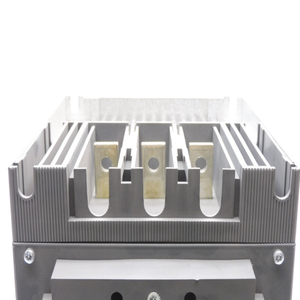 1SFA892009R1002 PSS105/181-500L ซอฟต์สตาร์ทเตอร์ 105A 181kW 500V PLC - Product Image 1