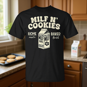T-Shirt MILF N' COOKIES noir pour adultes, unisexe, 100% coton, cadeau humoristique amusant pour hommes et femmes - Product Image 3