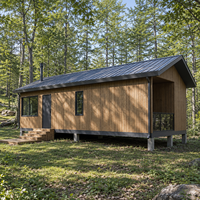 Maison conteneur moderne à toit triangulaire avec salle de bain pour location en resort, glamping et Airbnb