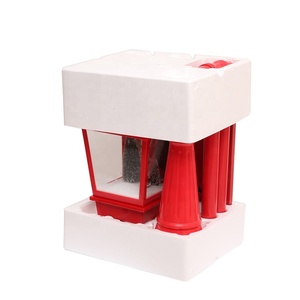 Lampe pilier lumineuse de Noël avec musique, <span class=keywords><strong>lampadaire</strong></span> avec neige qui tombe, lanterne musicale pour la décoration des fêtes - Product Image 4