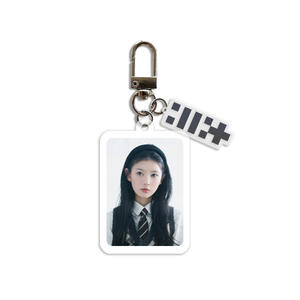Porte-clés en acrylique personnalisé KPOP Idol ILLIT Super Real Me avec impression UV - Product Image 5