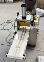 Machine à découper en forme de pâte Diviseur d'extrudeuse pour pâte à biscuits Pizza Croissant