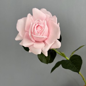 Rosas Artificiales de Látex de Alta Calidad al Por Mayor, con Hojas Verdes, para Decoración de Bodas, Fiestas y Hogar - Product Image 6