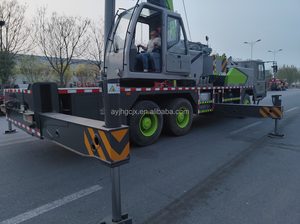 Grúas sobre Camión ZOOMLION en Venta, Modelos de 25, 50, 80, 100 y 200 Toneladas - ZTC250R531 - Product Image 2