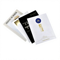 Conception et impression d'albums photo commémoratifs personnalisés pour la remise des diplômes et la retraite, avec couverture rigide et impression offset sur mesure.