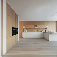 Meubles de cuisine sur mesure en bois de style moderne et luxueux Prima