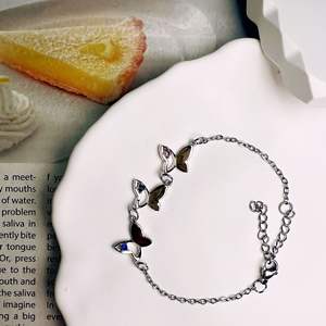 Pulsera <span class=keywords><strong>de</strong></span> Mariposa con Grabado Láser Personalizado, Regalo para el Día <span class=keywords><strong>de</strong></span> la Madre con Certificación CE, Personalización con Nombre, Piedra <span class=keywords><strong>de</strong></span> Nacimiento <span class=keywords><strong>de</strong></span> <span class=keywords><strong>Diciembre</strong></span> - Product Image 5